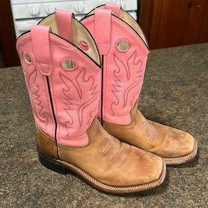 Girls pink cowboy boots